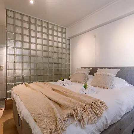 Spacious Nearby The Beach On Top Location In Кнокке-Хейст