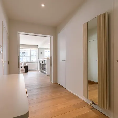 Spacious Nearby The Beach On Top Location In * Кнокке-Хейст