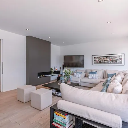 Spacious Nearby The Beach On Top Location In Апартаменты *